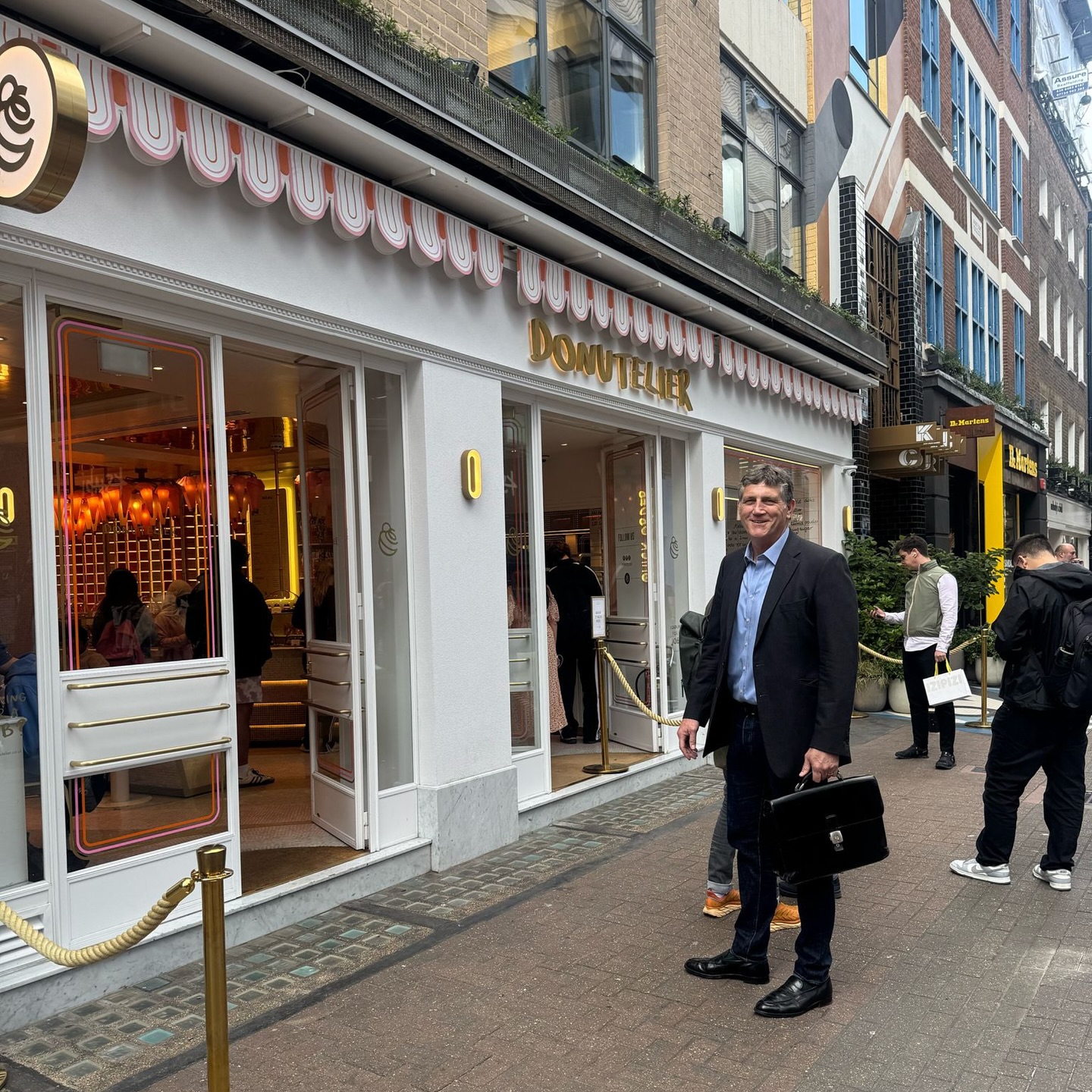 Donutelier Covent Garden - Retail Security