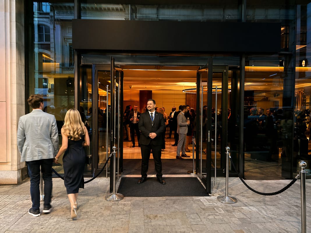 Hotel Entrance Security Services For Guest Arrival Management – sample image