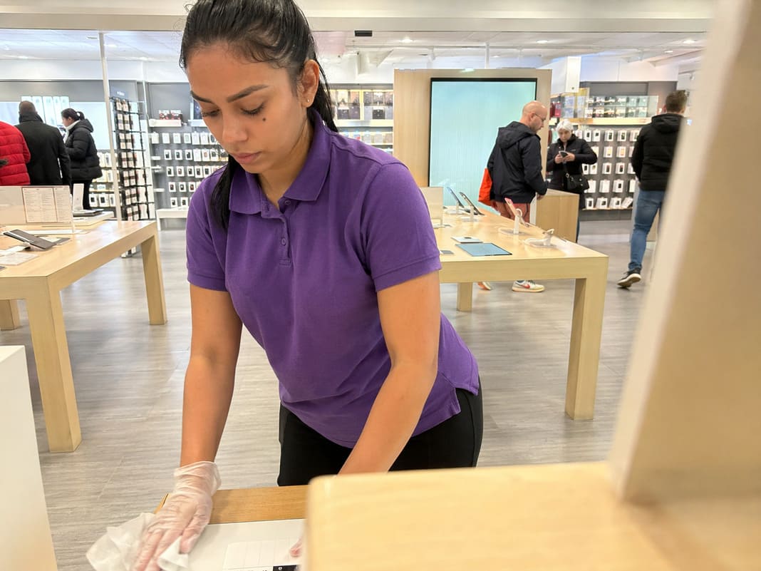 Retail Cleaning Services In A Store Display Area – sample image
