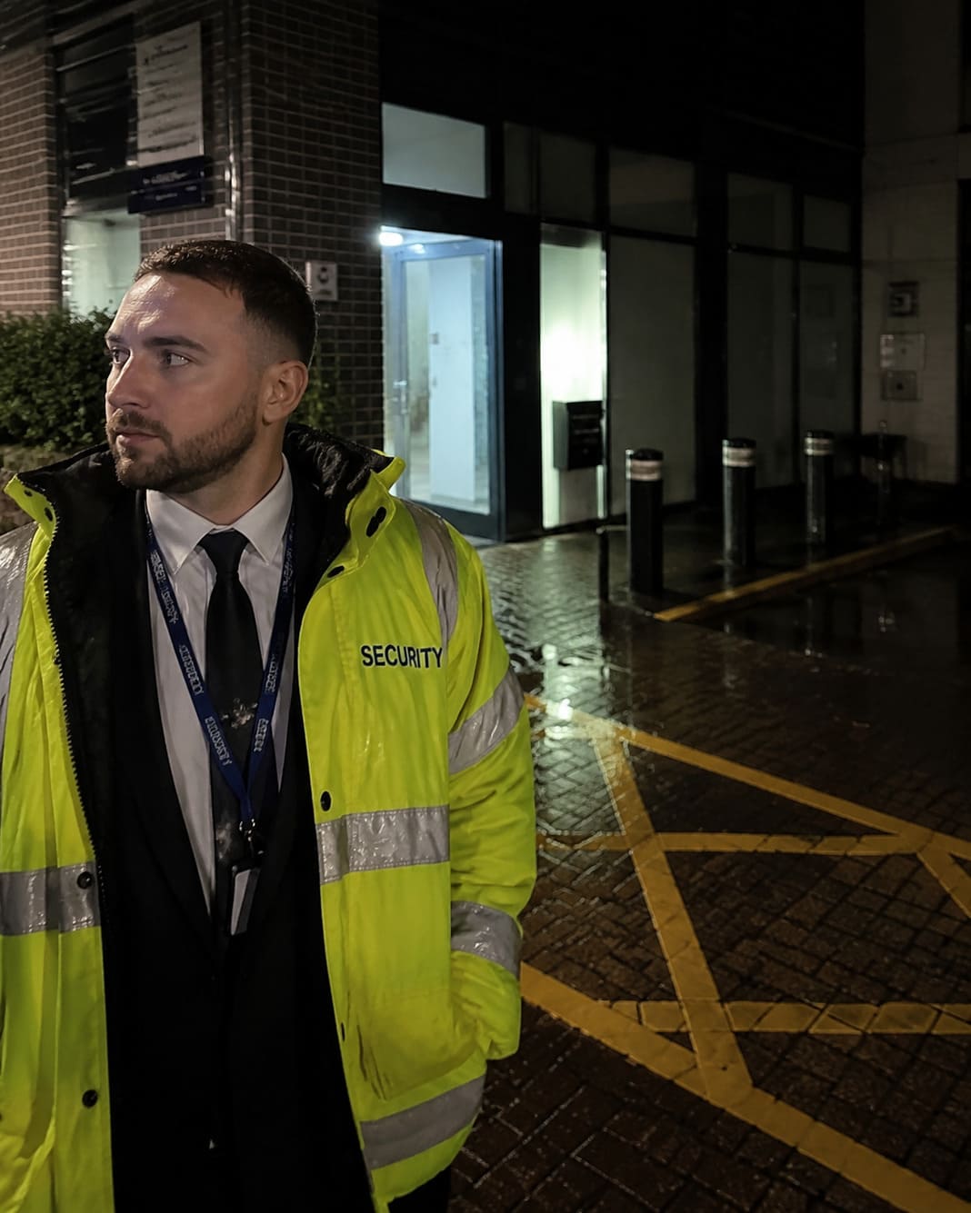 Alarm response officer attends commercial premises after a verified CCTV security alert.